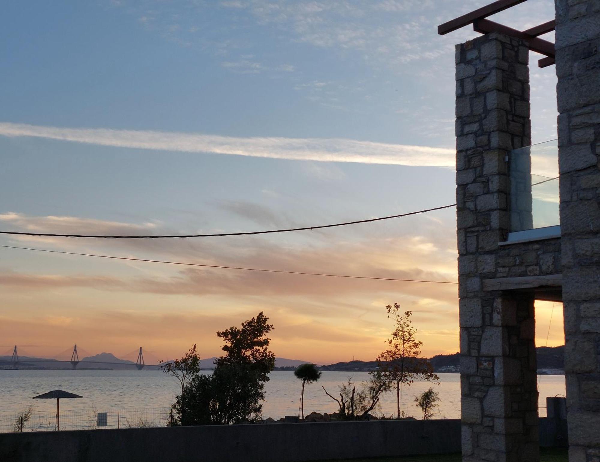 Santa Domenica Nafpaktos - Rooms And Apartments By The Sea Esterno foto