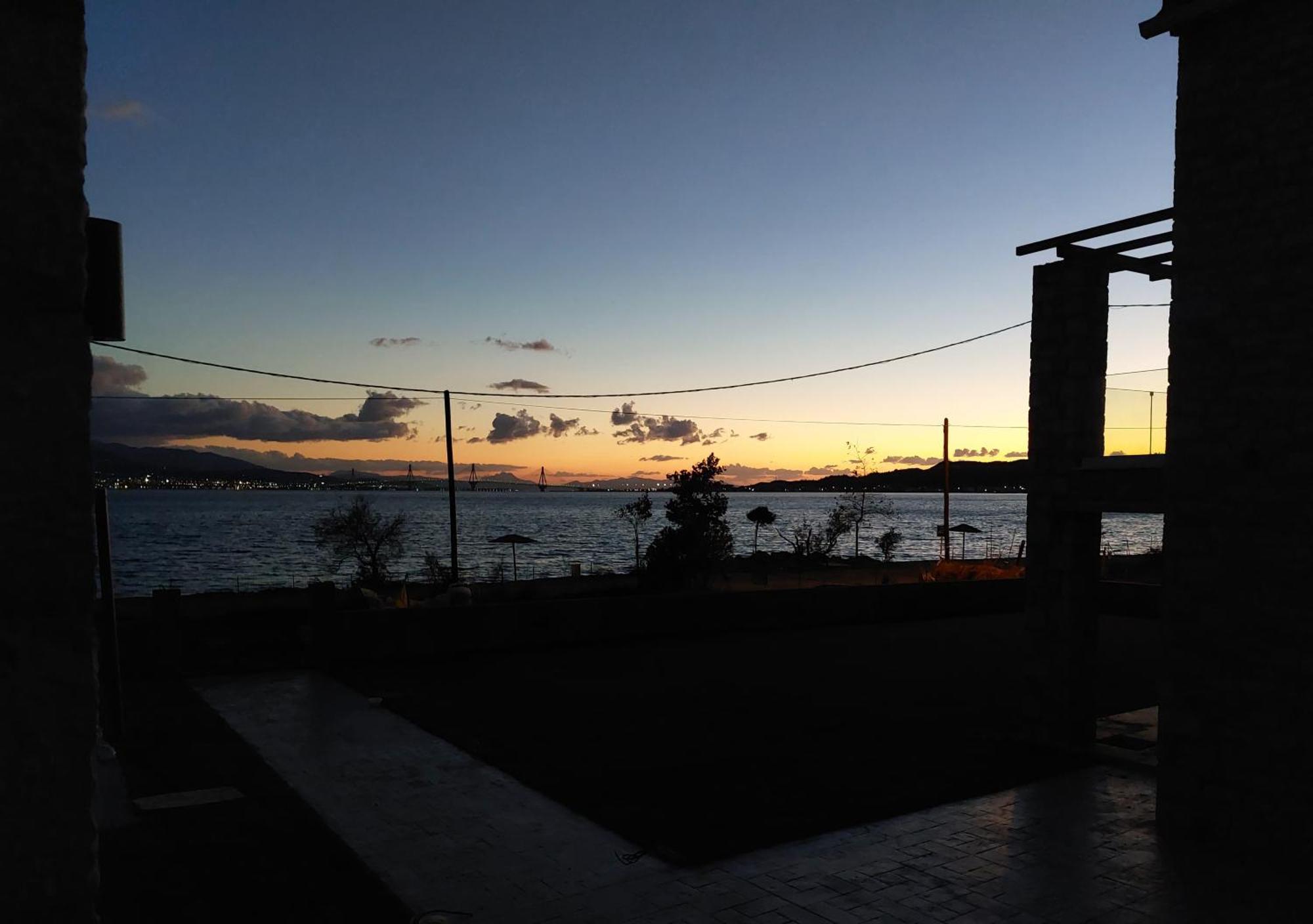 Santa Domenica Nafpaktos - Rooms And Apartments By The Sea Esterno foto