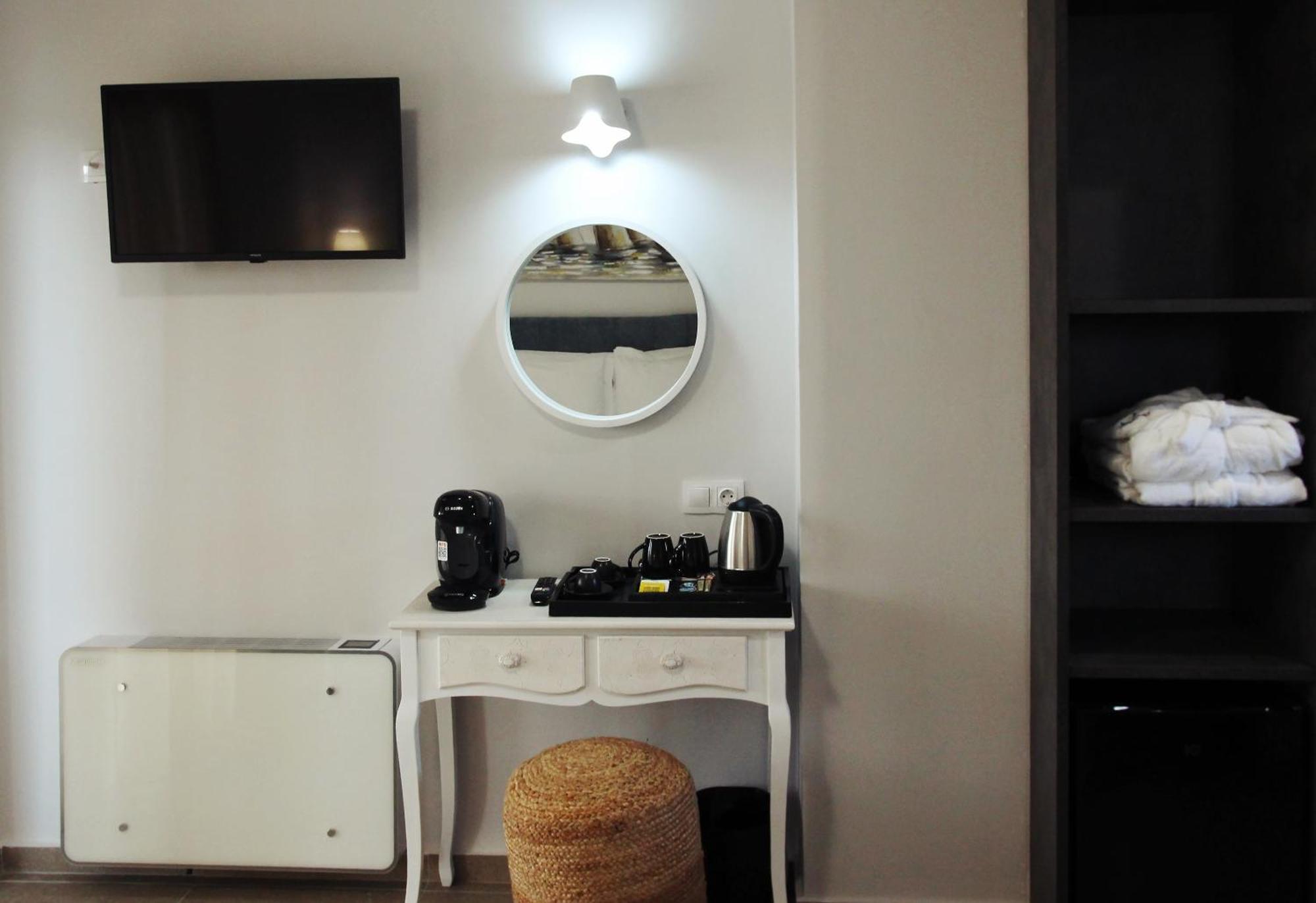 Santa Domenica Nafpaktos - Rooms And Apartments By The Sea Esterno foto